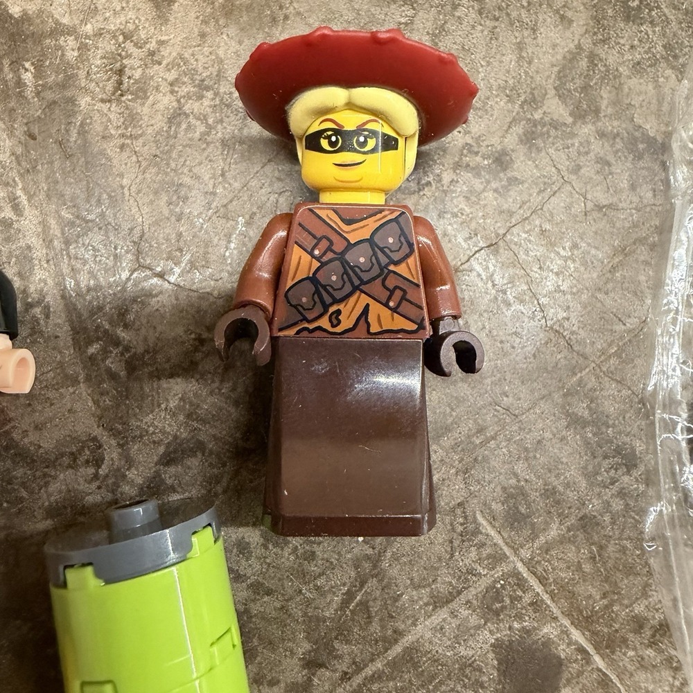 Lego Mixed Lot + Roblox Figure - Picture 2 of 12